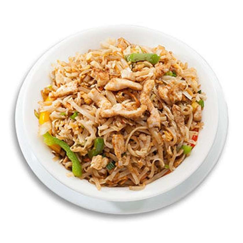 125. Rice noodles with chicken