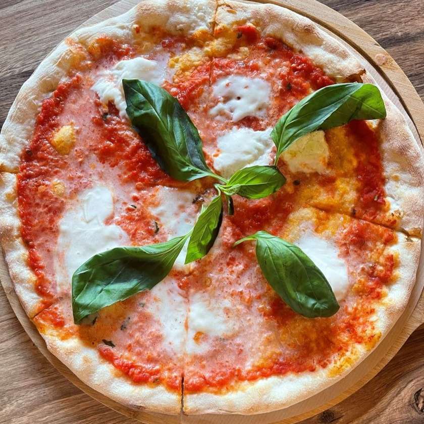Pizza Caprese di Bufala