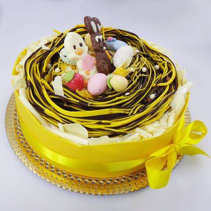 Bolo de Páscoa - Ninho Amarelo com Figuras de Páscoa (kg)
