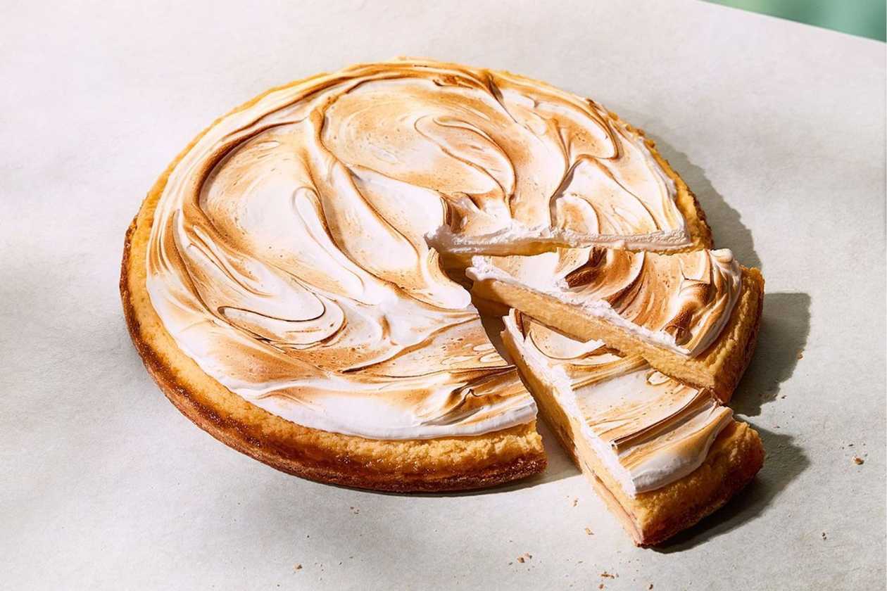 Tarta cytrynowa z paloną włoską bezą