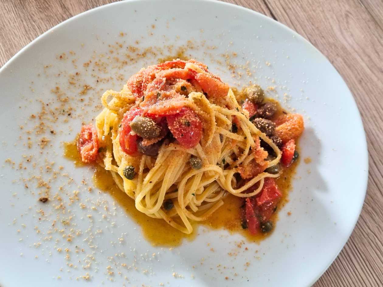 82. Linguine Alla Puttanesca
