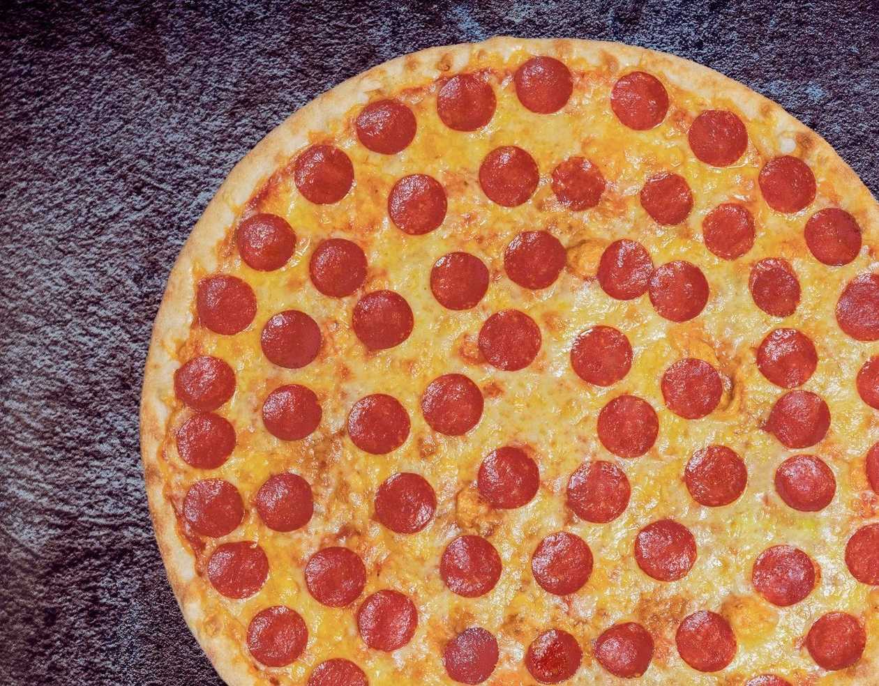 Pepperoni pizza 23cm