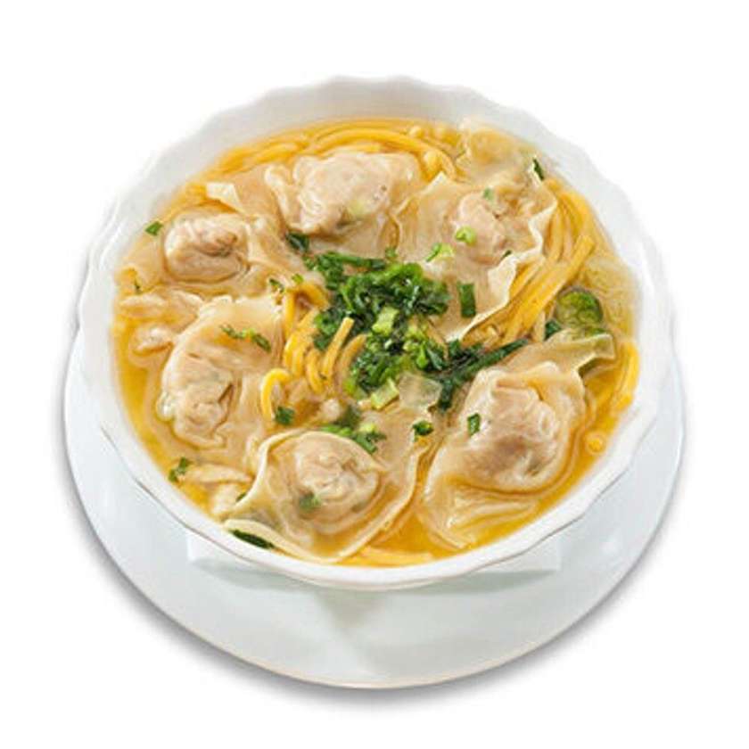 22. Noodle soup with pork dumplings