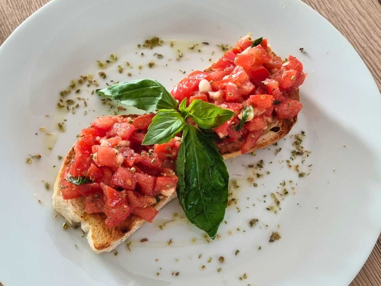 01. Bruschetta Al Pomodoro
