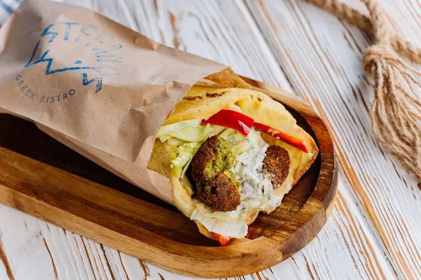 Сувлакі з фалафелем