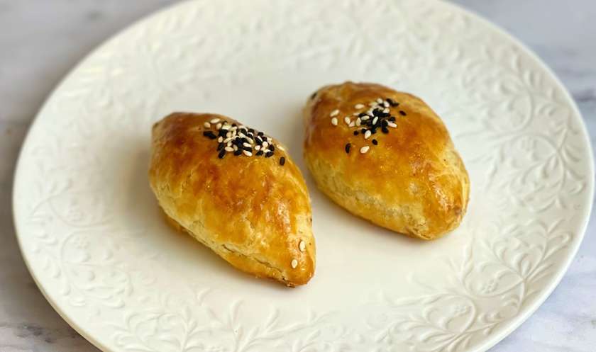 Stuffed Dough with Rice and Meat 100g