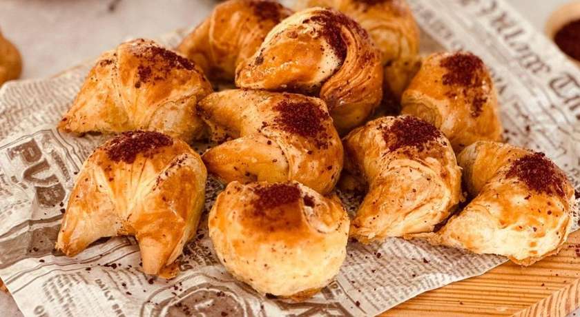 Croissant with Rice and Beef (100g)