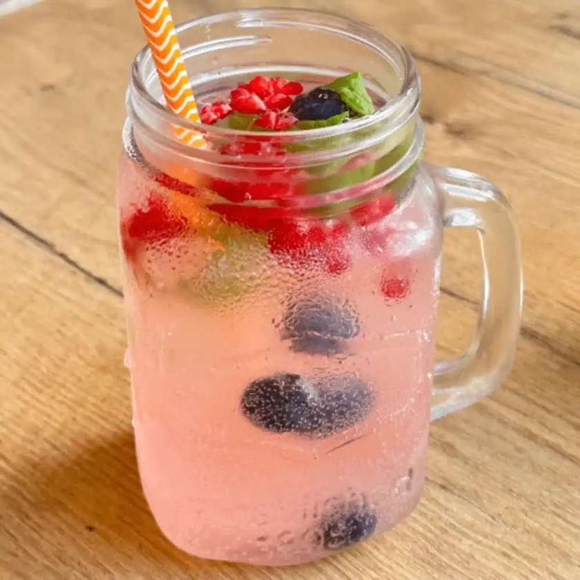 LEMONIADA CZARNA PORZECZKA