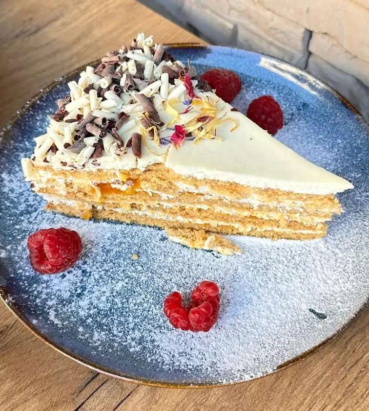 MIODOWNIK Z POMARAŃCZĄ