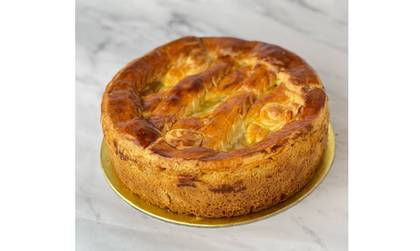 Stewed Apricots with Nuts