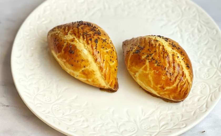 Dough with Lavangi Filling (100 g)