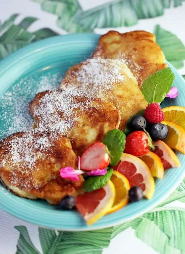 RACUCHY Z JABŁKIEM I CUKREM PUDREM