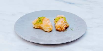 Creamy Shobiyet (piece)