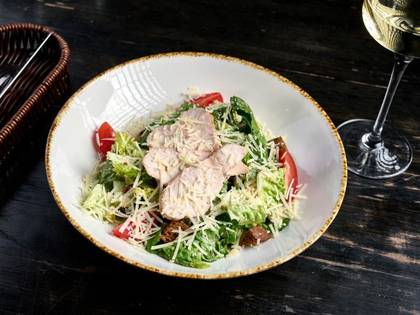 Caesar Salad with Chicken (250g)