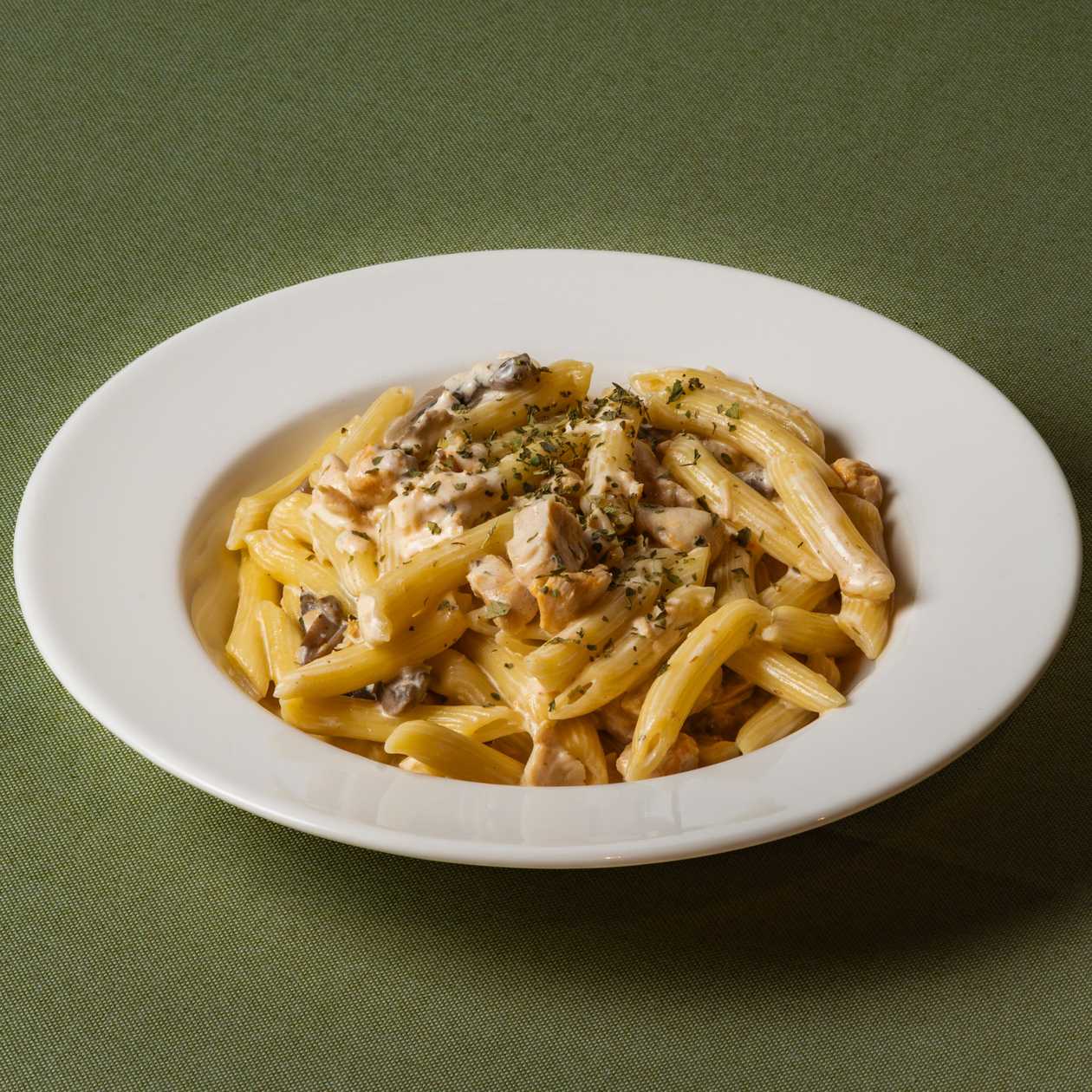 Penne pollo e funghi