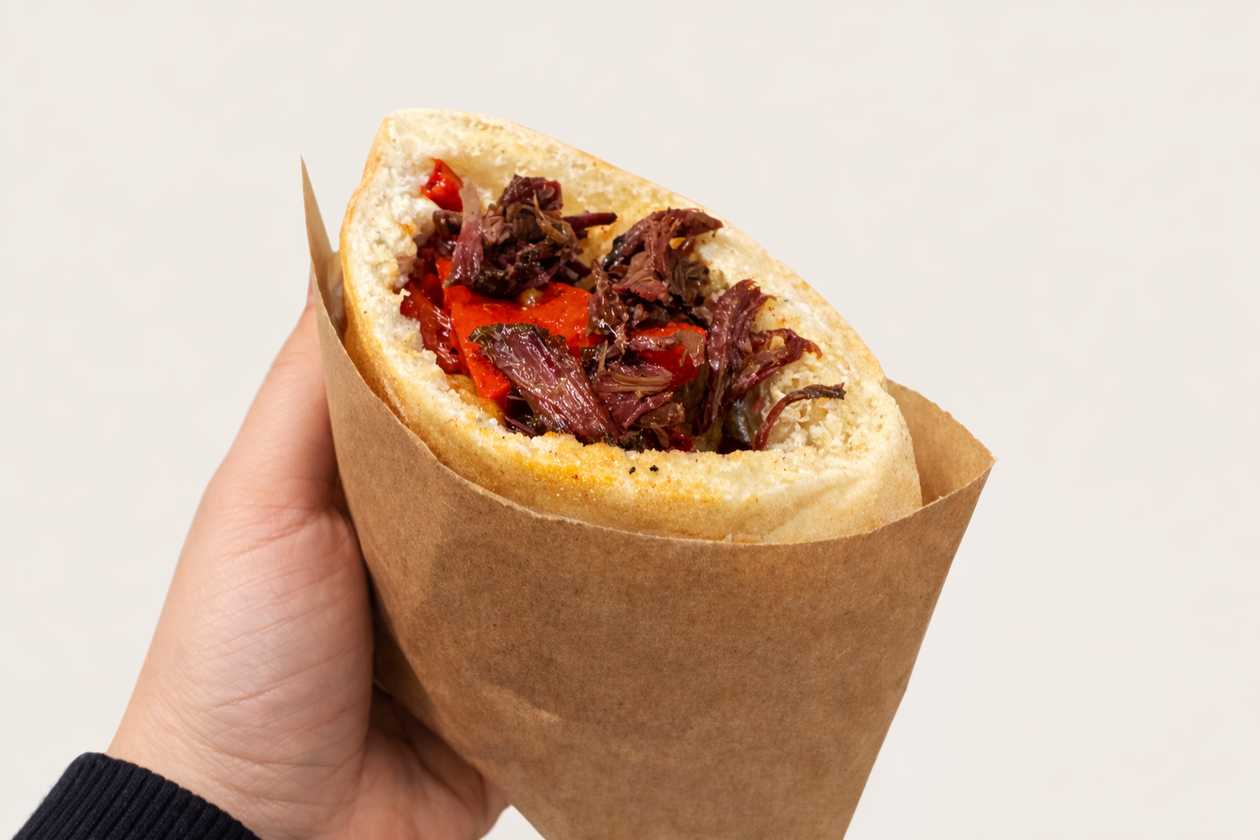 Піта з телятиною