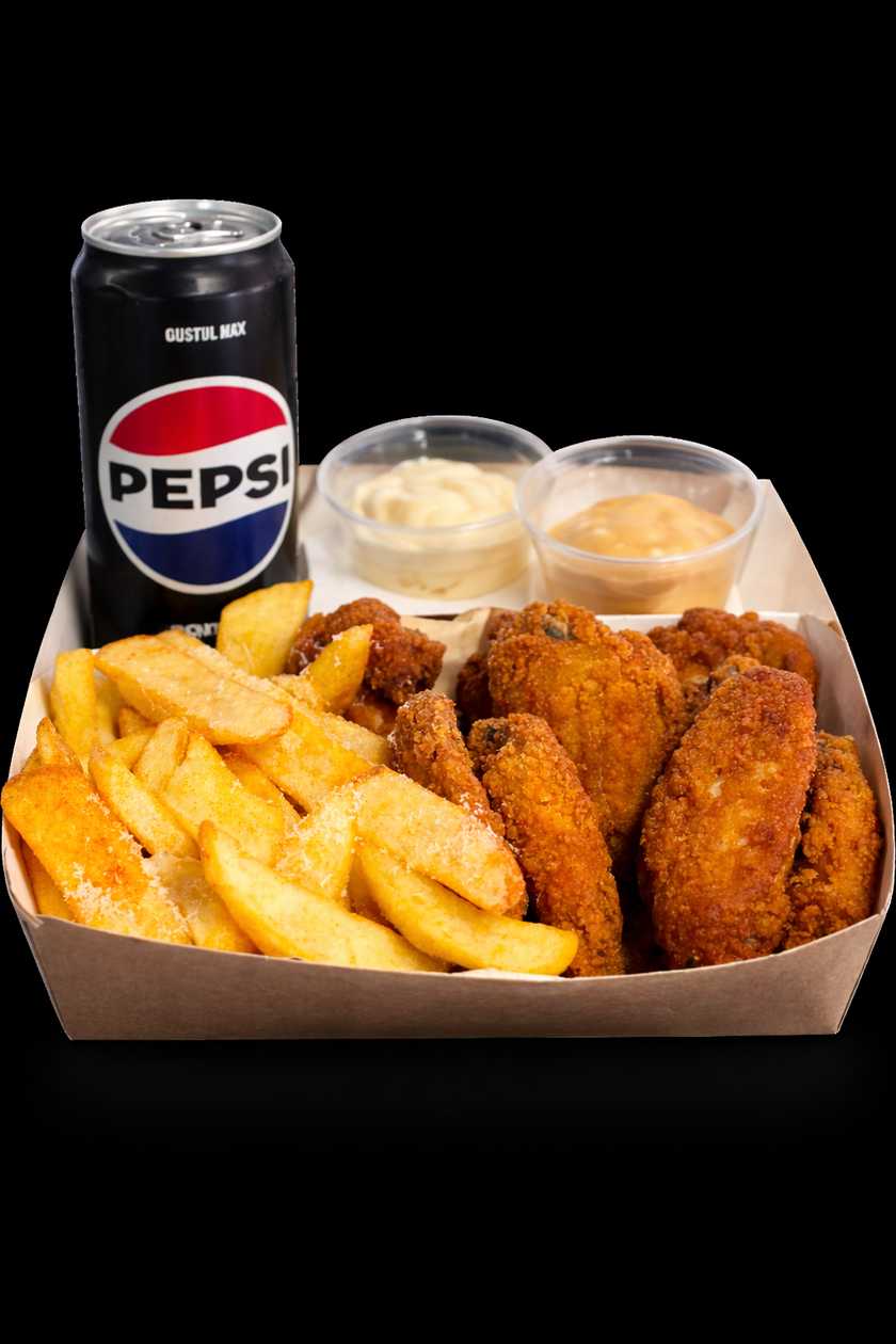 Wings & Steakhouse Box – Crispy Feast (645g + Drink)