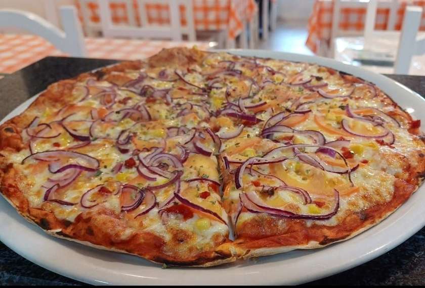 Pizza  Vegetariana  med.
