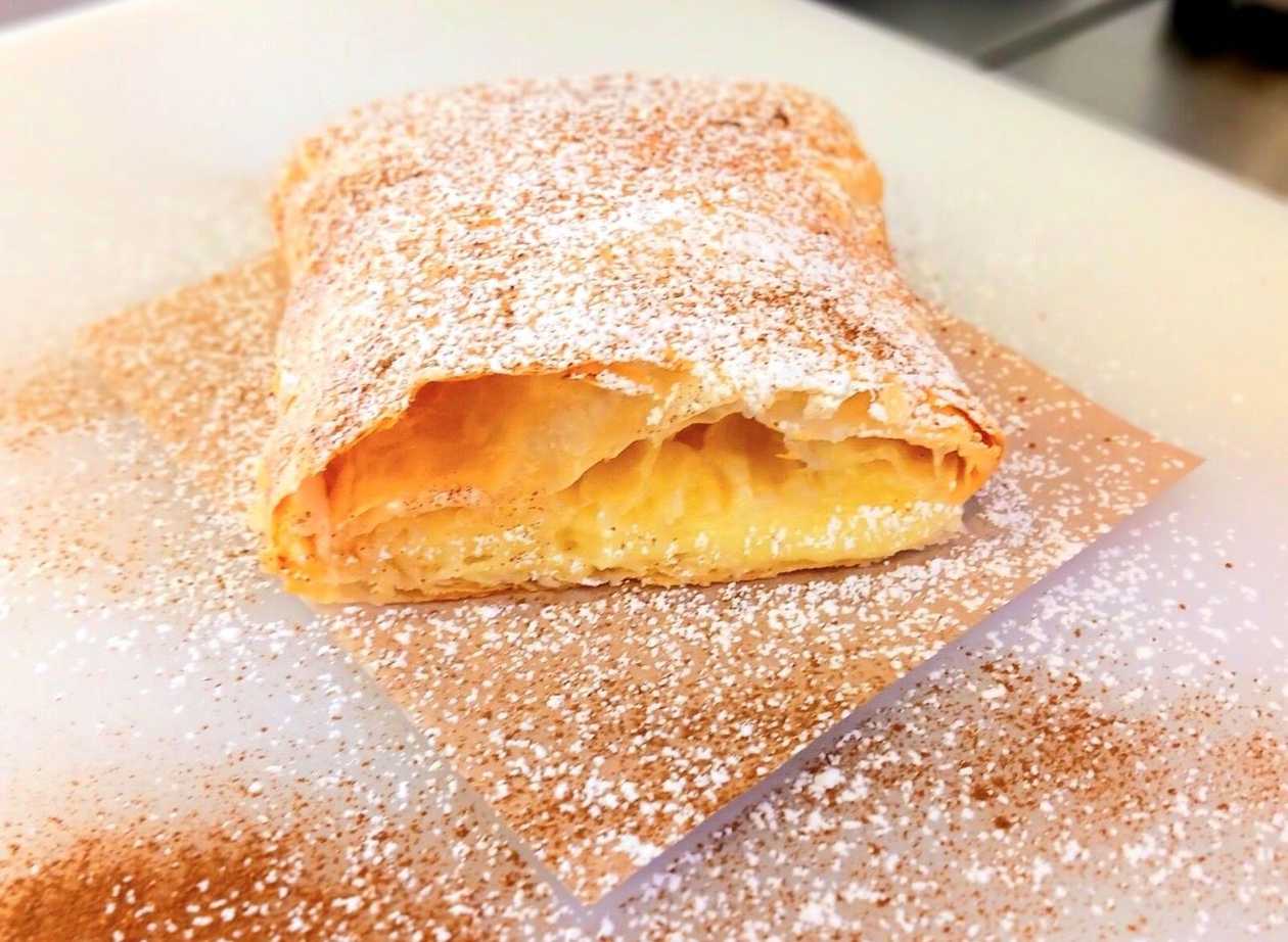 Bougatsa with Semolina