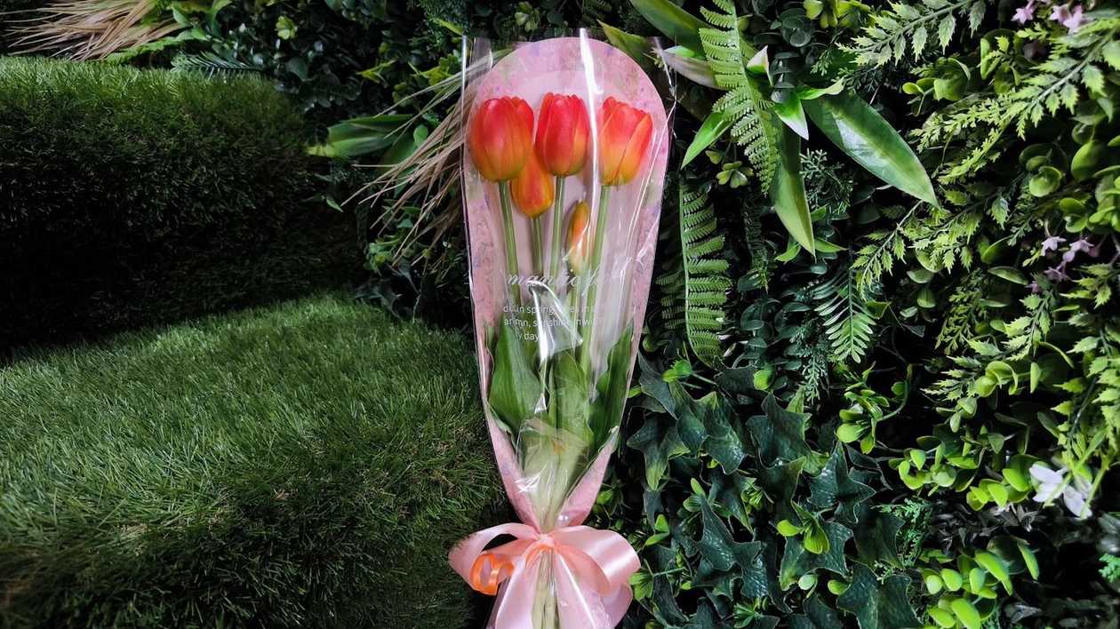 Toulip Bouquet - Orange-Yellow