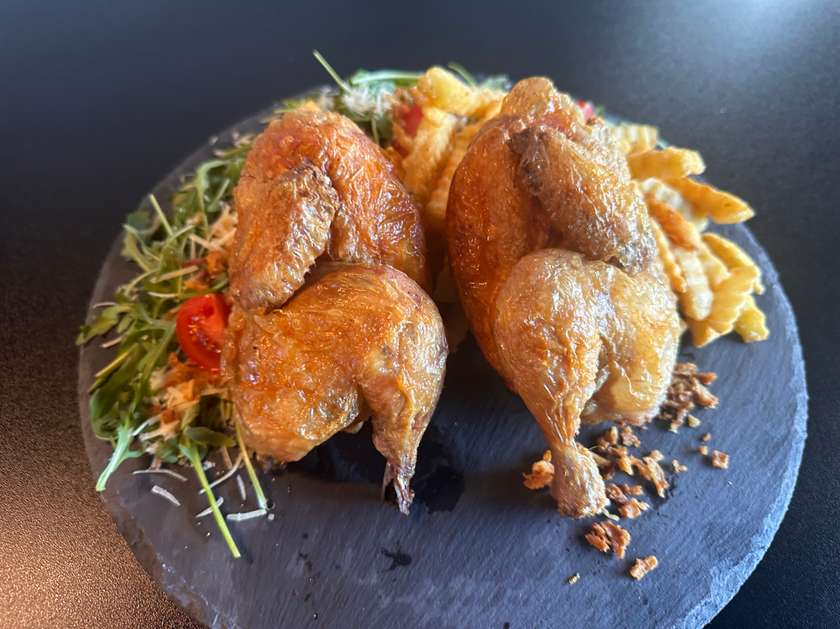 Pui la Ceaun (550g) cu Garnitura