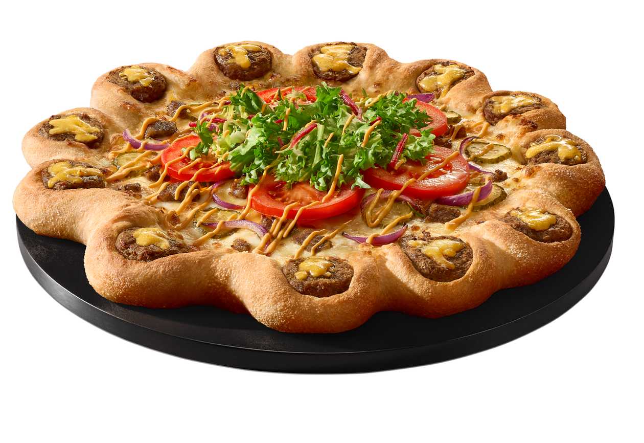 Medium Cheeseburger Crown Pizza