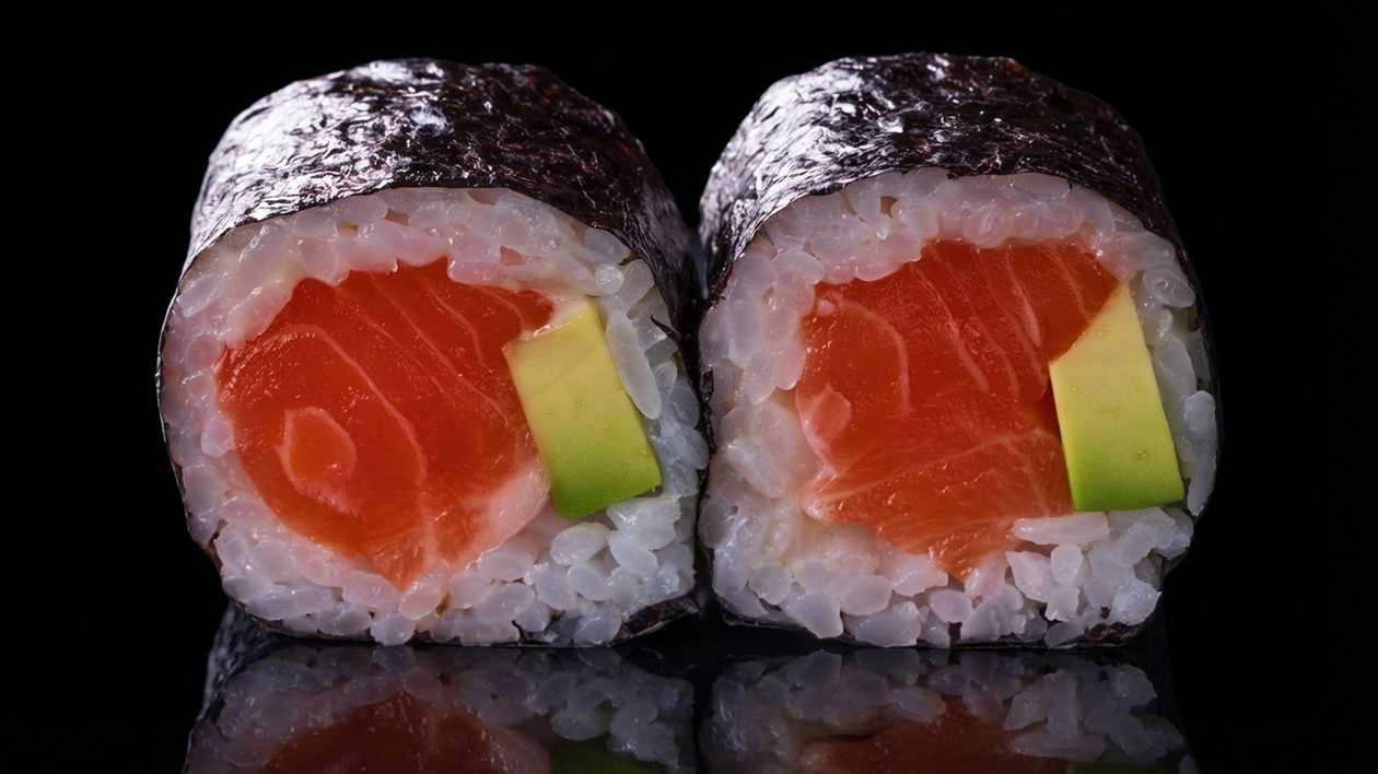Salmon Avokado maki(8gb)
