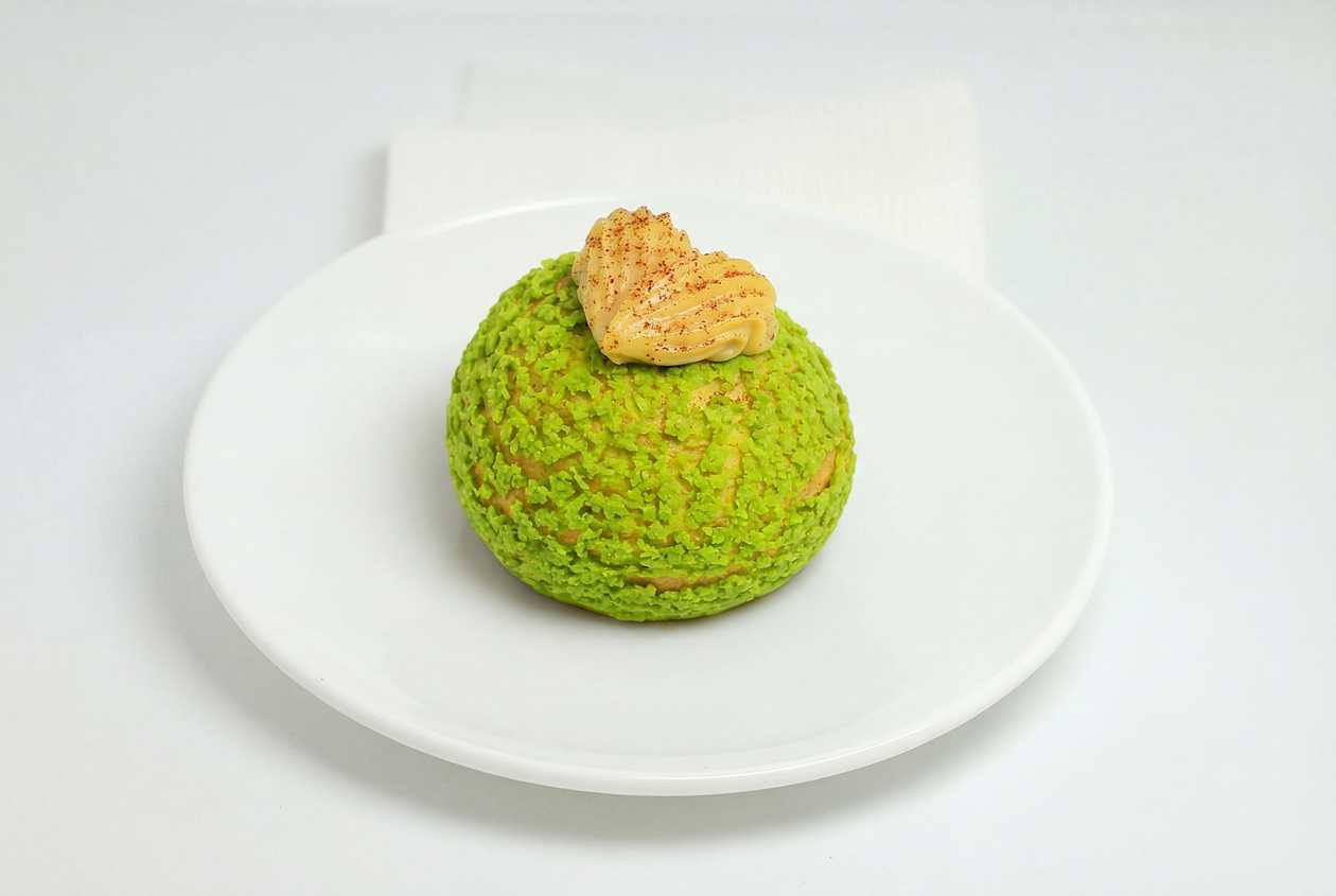 Shu with Pistachio Cream (60g)
