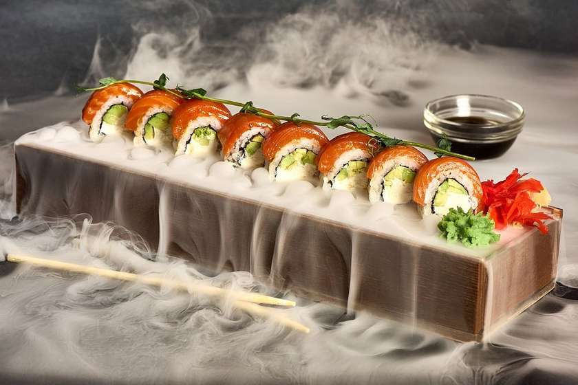 Philadelphia Roll with Salmon and Avocado