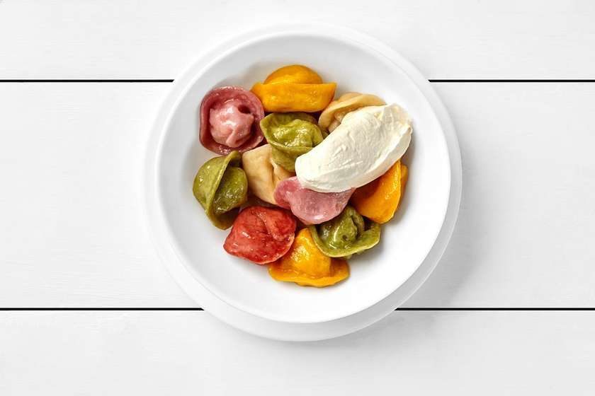 Multicolored Dumplings with Chicken and Sour Cream (200g)