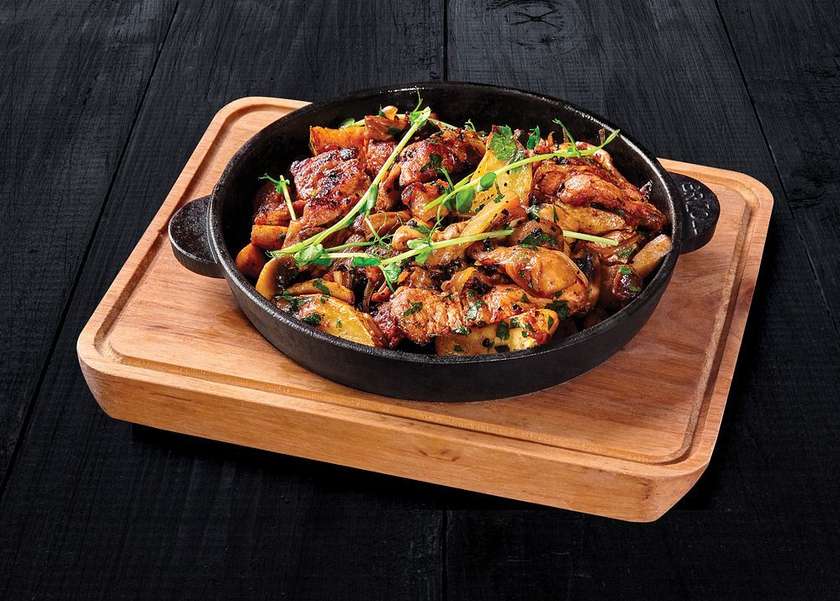 Pan-Fried Meat and Mushrooms (450g)