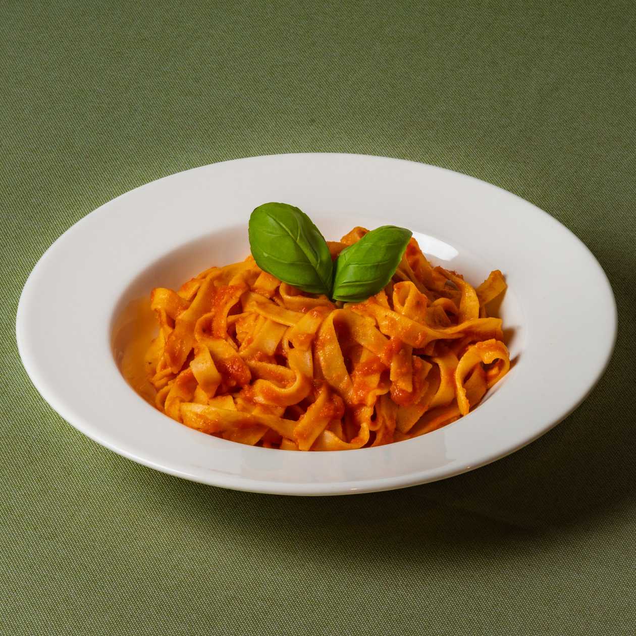 Tagliatelle pomodoro