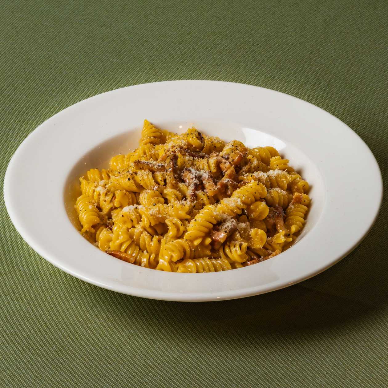 Fusilli carbonara