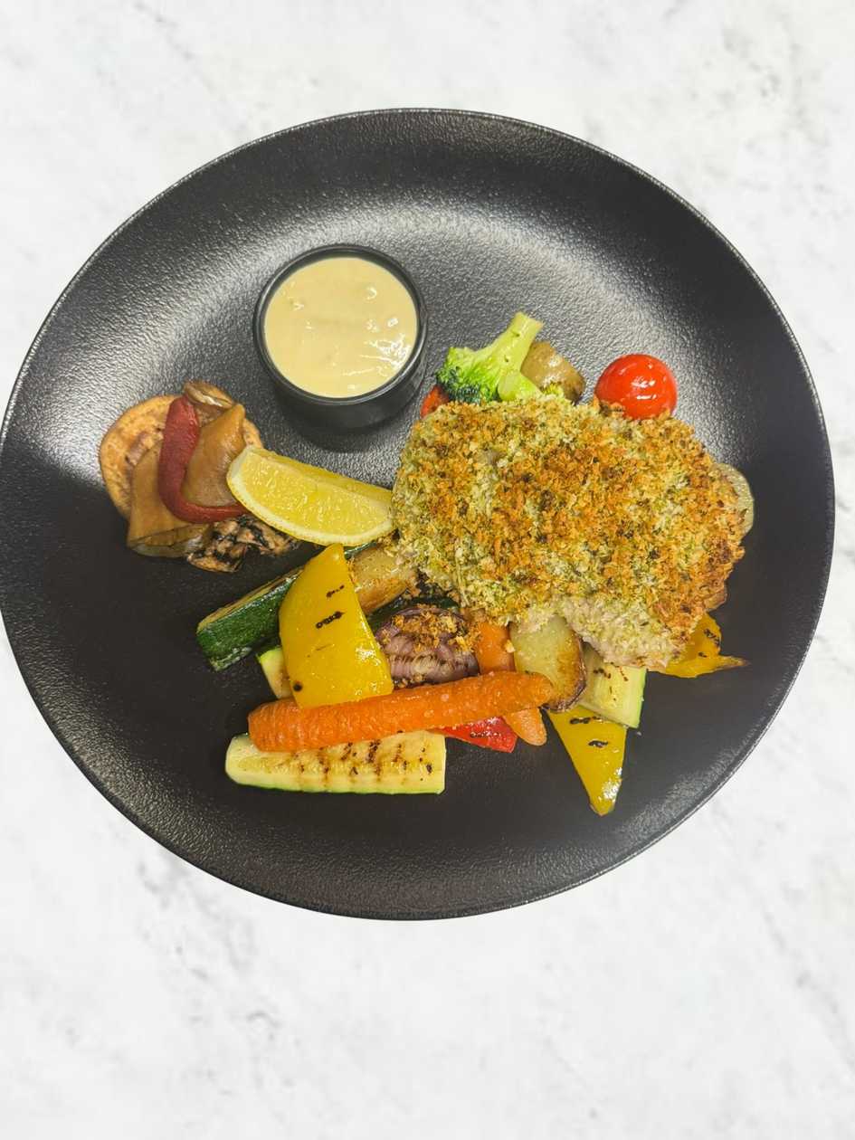 Catfish fillet Crosta di basilico with crouton - basil cap and lemon aioli