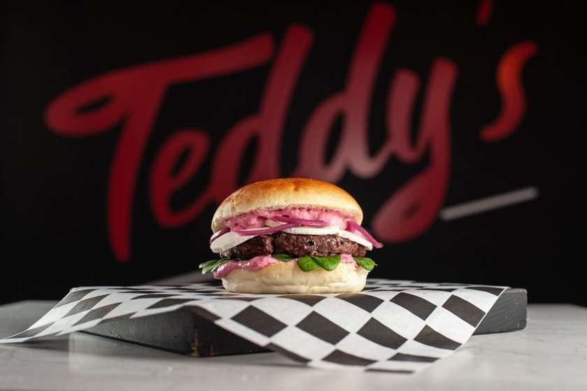 PINK GOAT WEGE BURGER