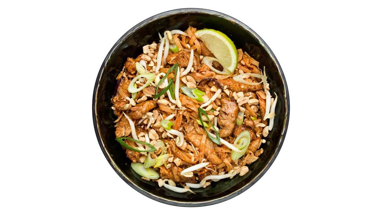 Chicken pad thai