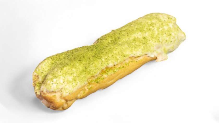 Pistachio Eclair
