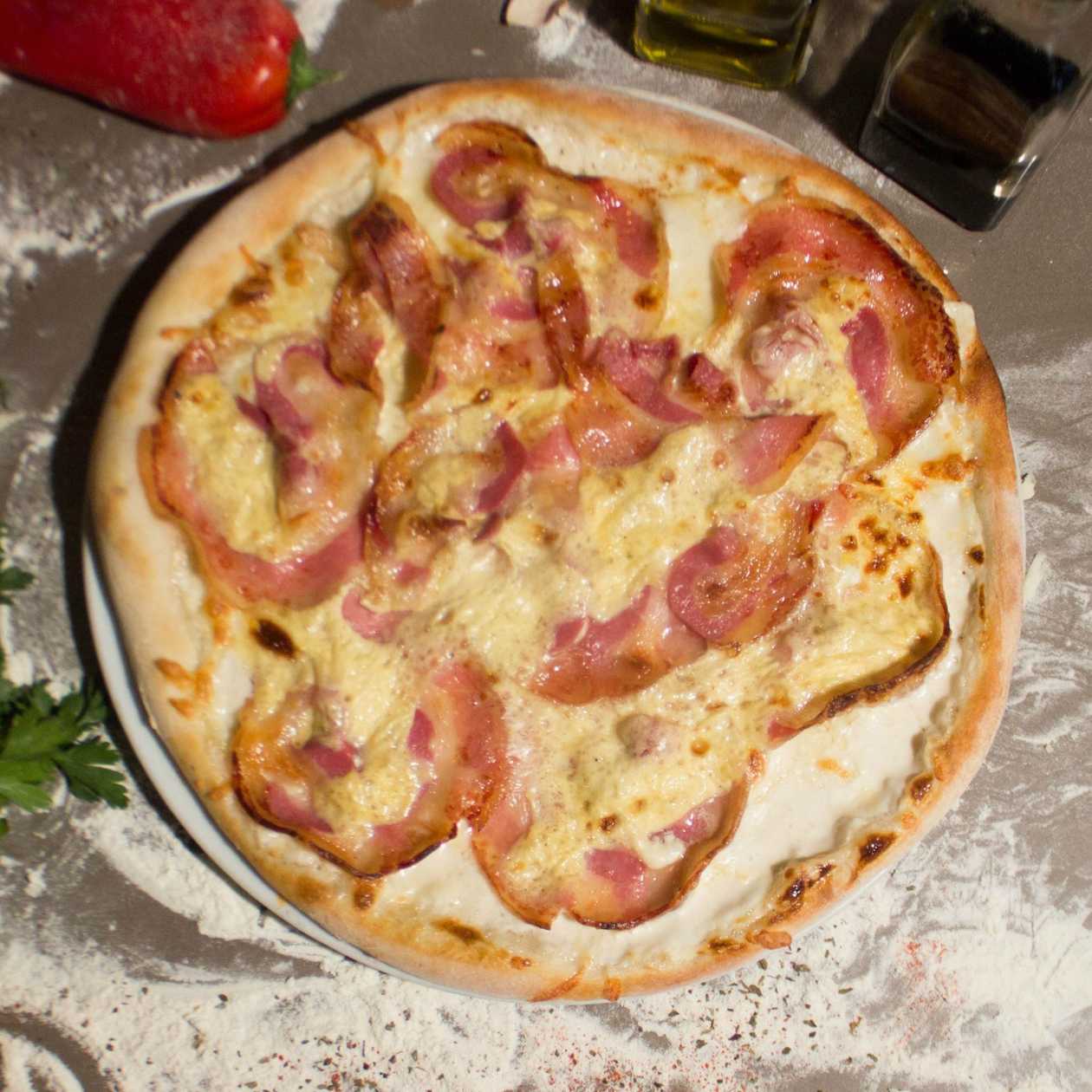 Pizza Carbonara