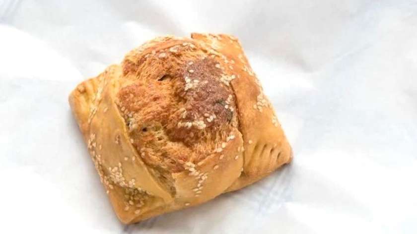 Traditional Flaouna with Raisin