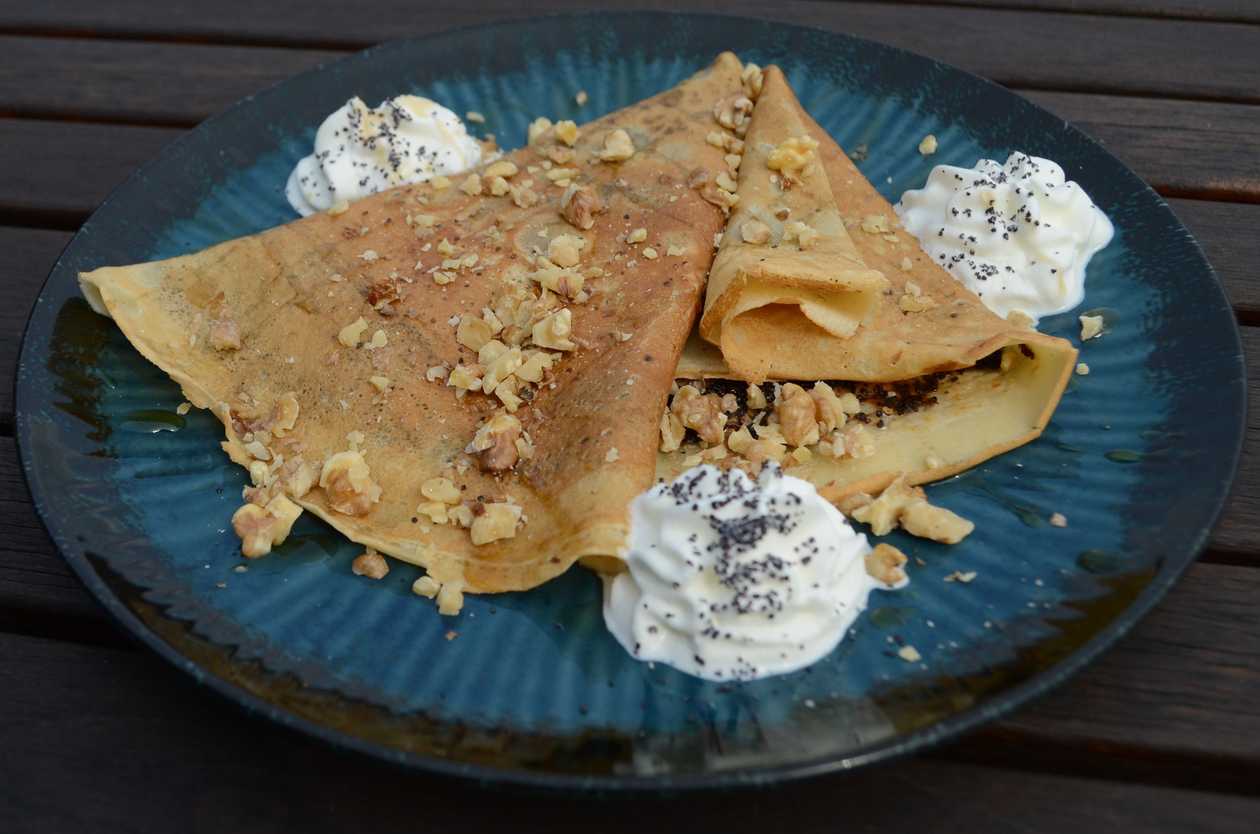 Plum & Poppy Seed Crespella