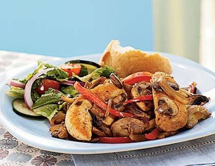 Chicken with Peppers, Mushrooms, Onions, and Curry