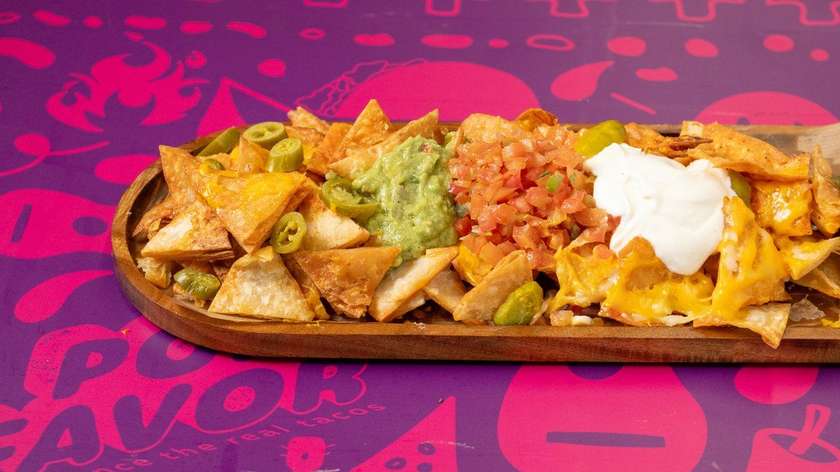 Signature Por Favor Nachos