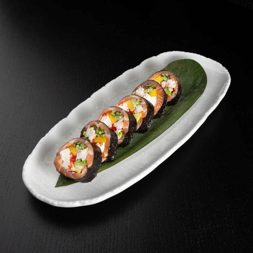 201 Roll Salmon / Shrimps