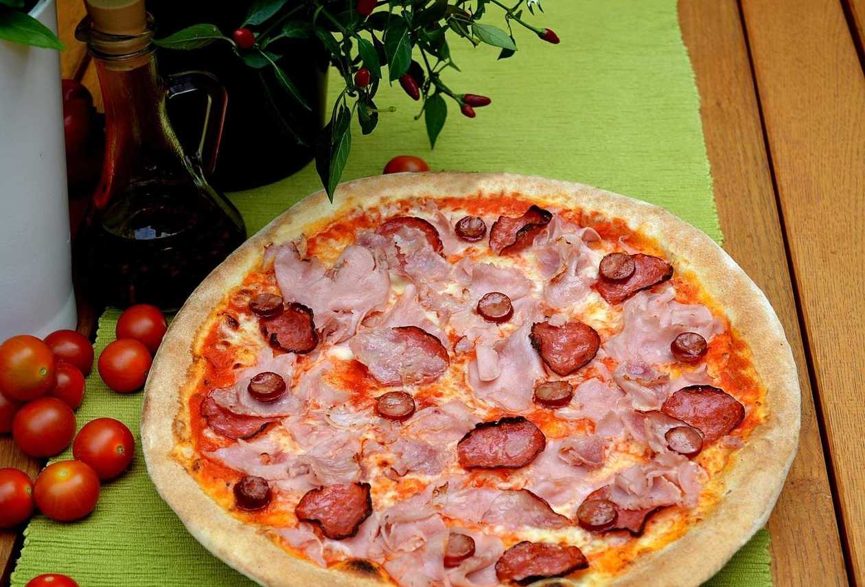 Pizza Canibale