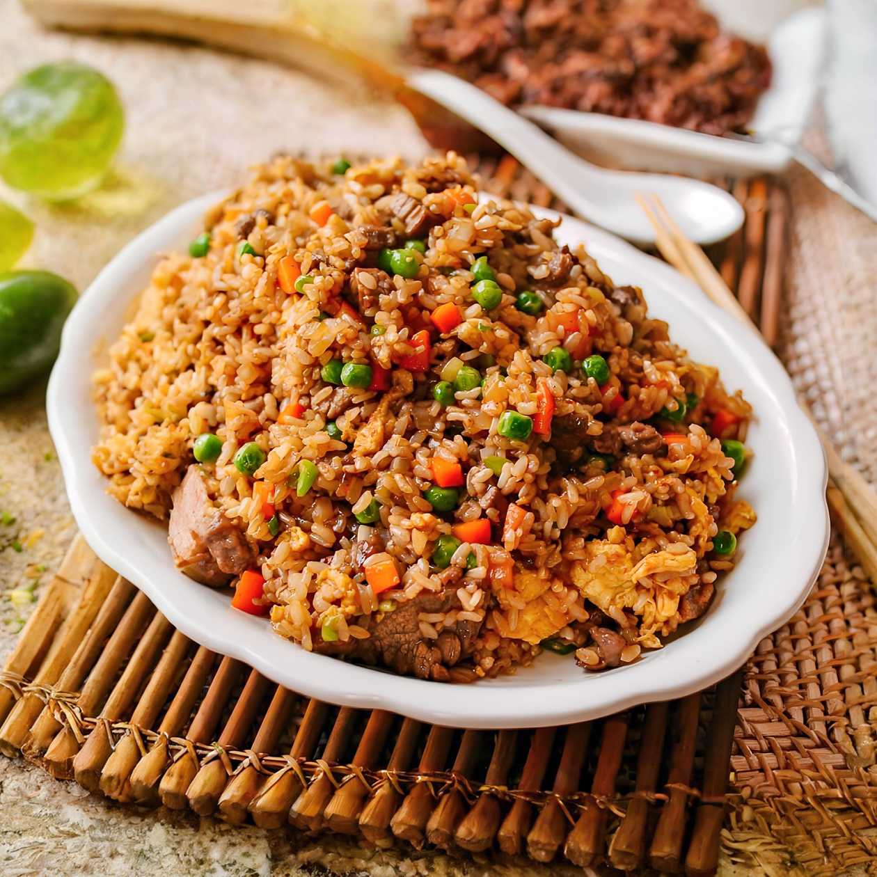234. Rice with Three Types of Meat + Eight Treasures + Spicy Chinese Cabbage