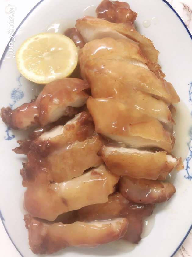 Breaded Chicken with Lemon