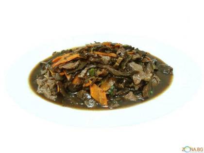 Beef with Mu'ar Mushrooms and Bamboo