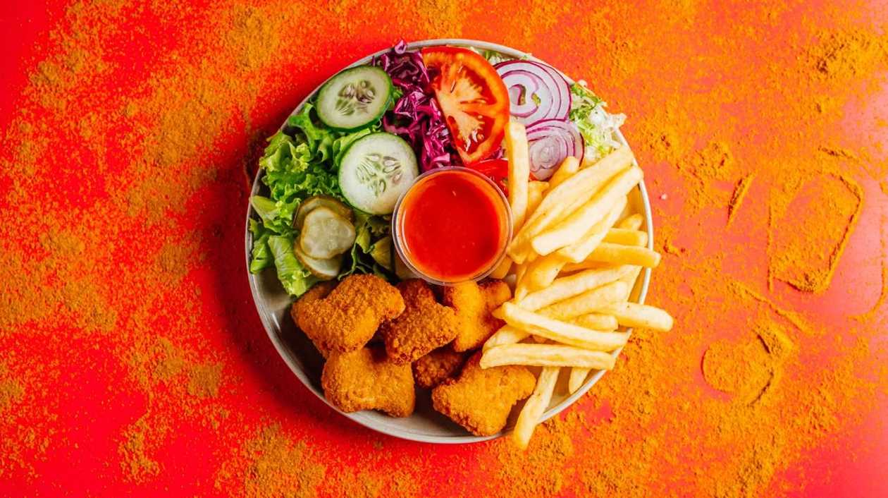 Chicken nugget plate