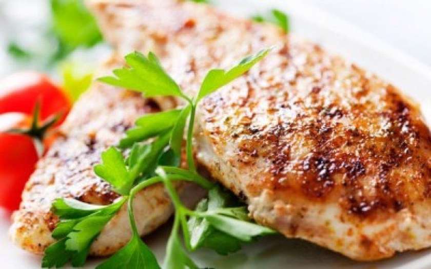 PIEPT DE PUI LA GRĂTAR (200g)