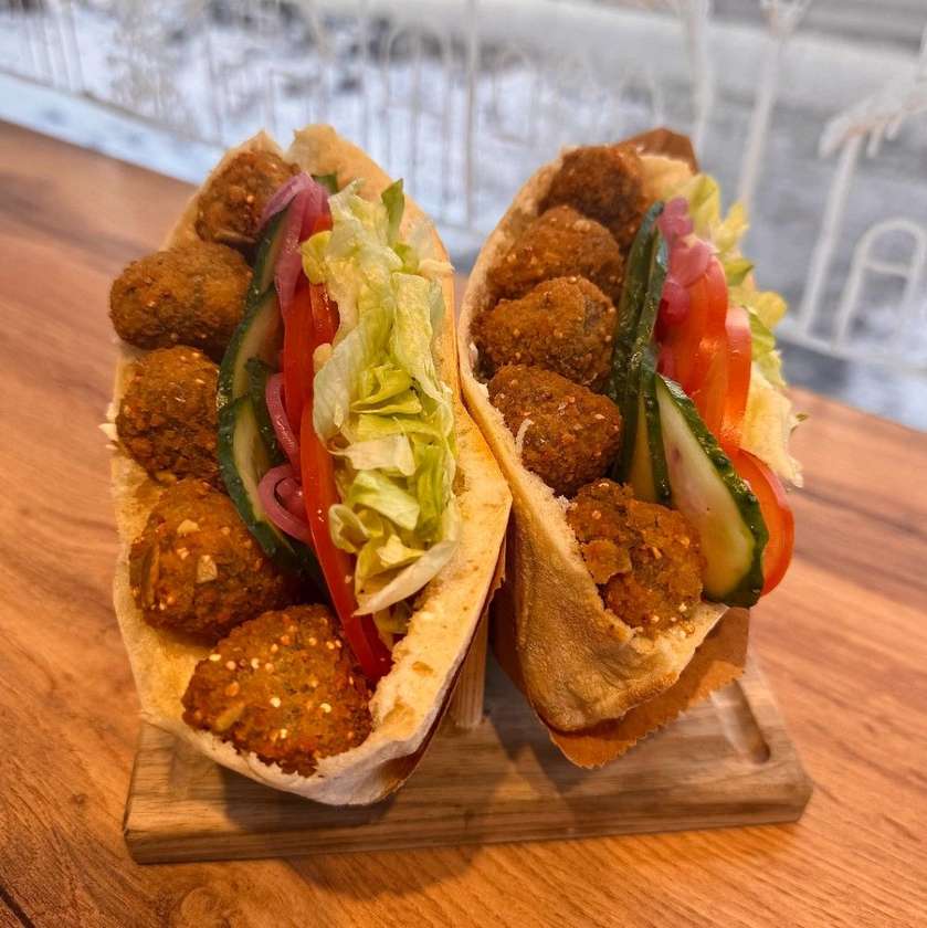 BATBUT WITH FALAFEL 370g